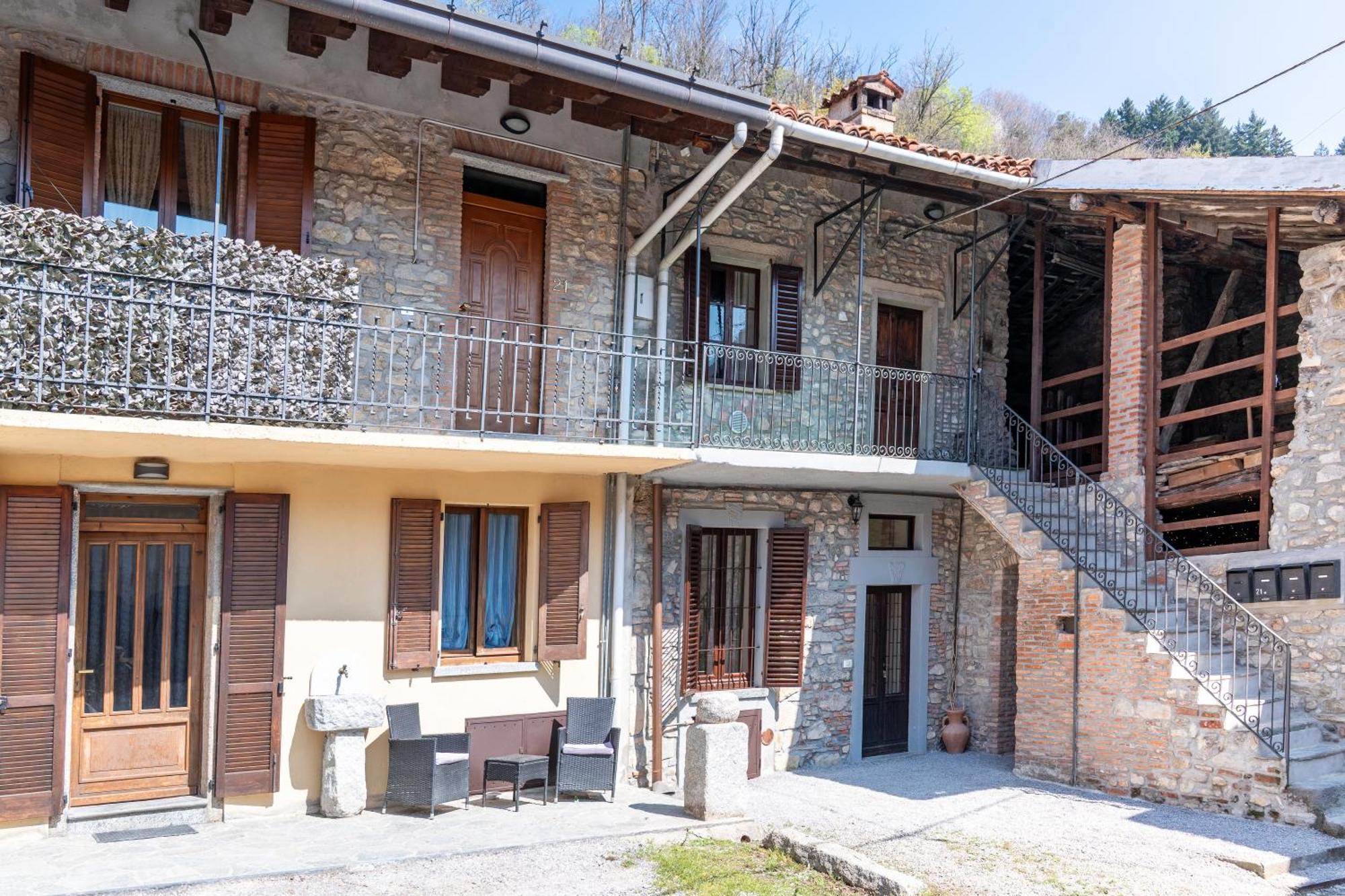 B&B La Corte And Home Restaurant - Free Parking - 10 Minutes To The Lake And Centre Όπως Εξωτερικό φωτογραφία