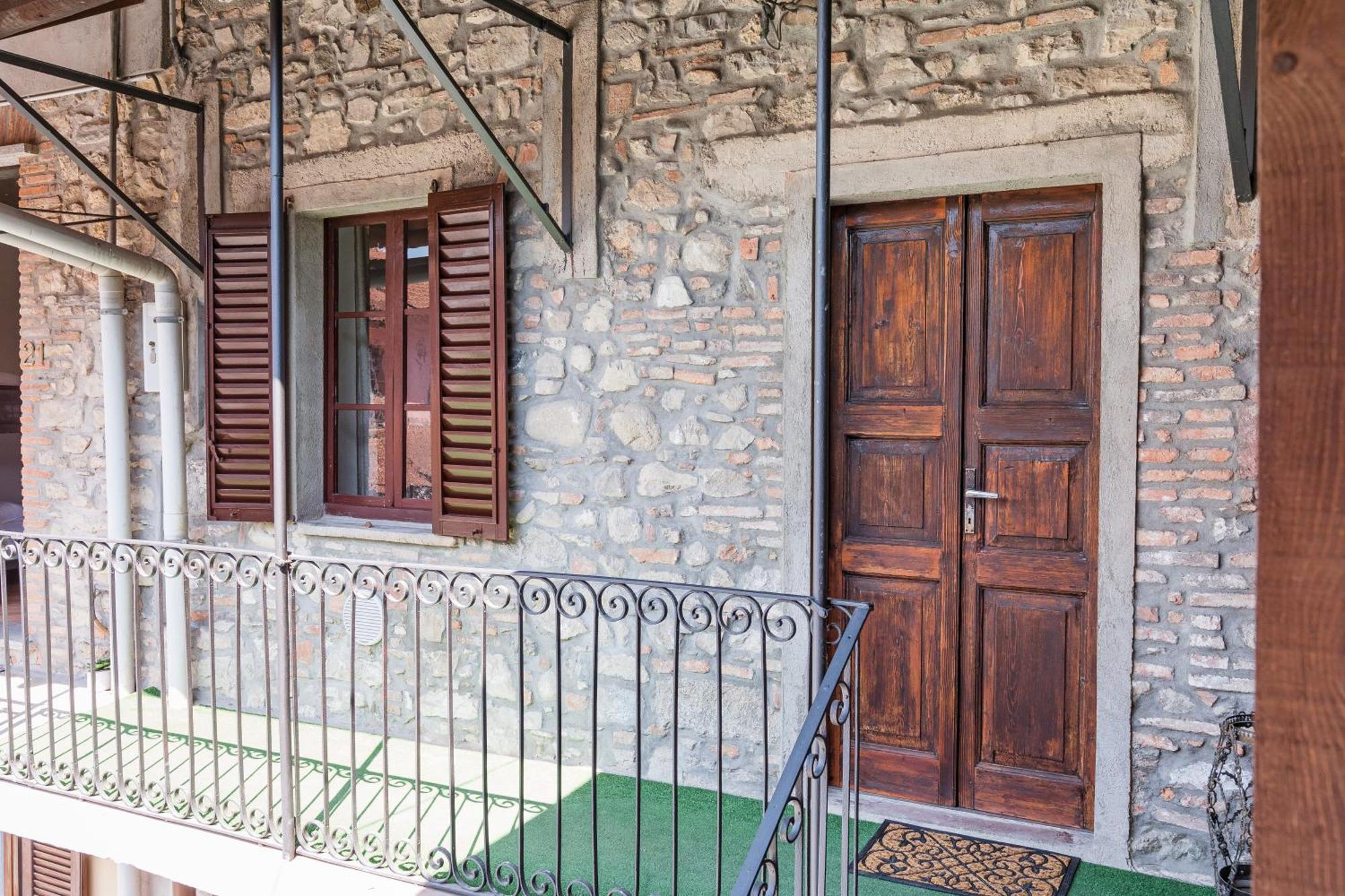 B&B La Corte And Home Restaurant - Free Parking - 10 Minutes To The Lake And Centre Όπως Εξωτερικό φωτογραφία