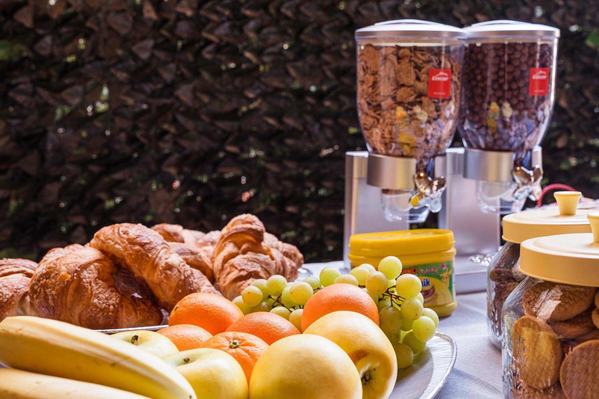 B&B La Corte And Home Restaurant - Free Parking - 10 Minutes To The Lake And Centre Όπως Εξωτερικό φωτογραφία