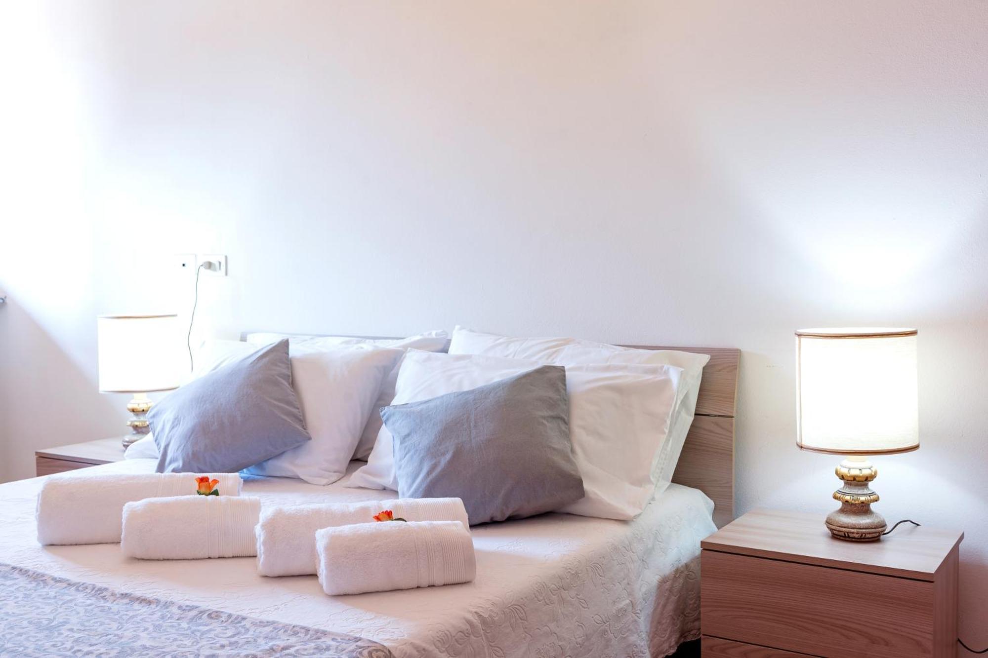 B&B La Corte And Home Restaurant - Free Parking - 10 Minutes To The Lake And Centre Όπως Εξωτερικό φωτογραφία