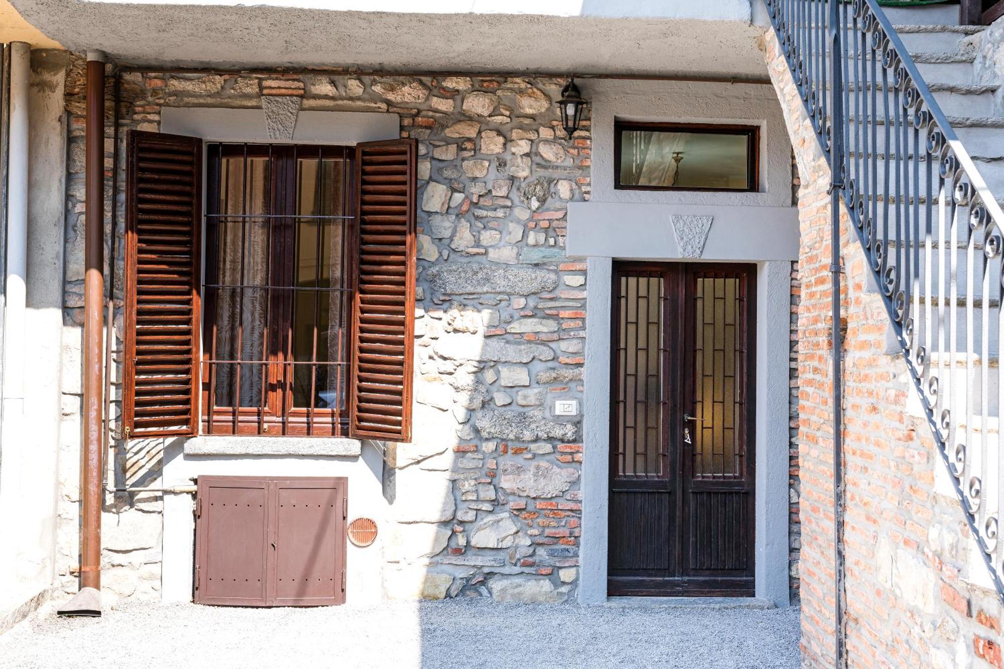 B&B La Corte And Home Restaurant - Free Parking - 10 Minutes To The Lake And Centre Όπως Εξωτερικό φωτογραφία